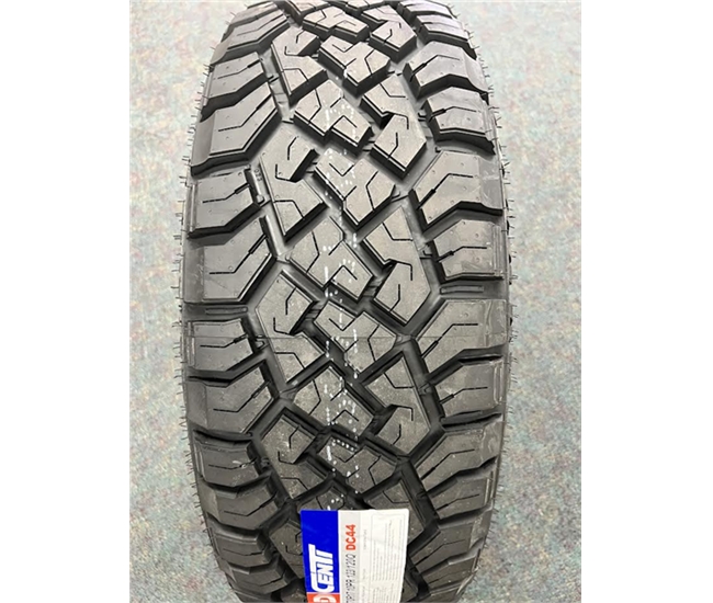 LT285/70R17 10PLY 121/118Q